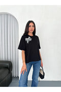 Kadın Fiyonk Detaylı T-Shirt · Siyah · 1 [ty:65b668165b616006]