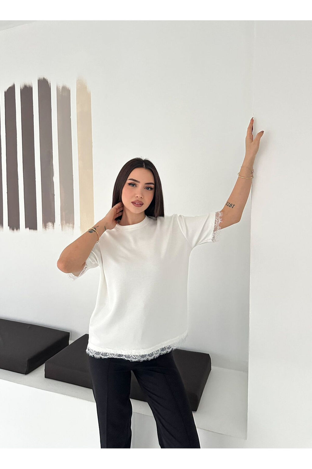 Kadın Dantel Detaylı Basic T-Shirt · Beyaz · 3 [ty:df2ef8399c25e4ee]