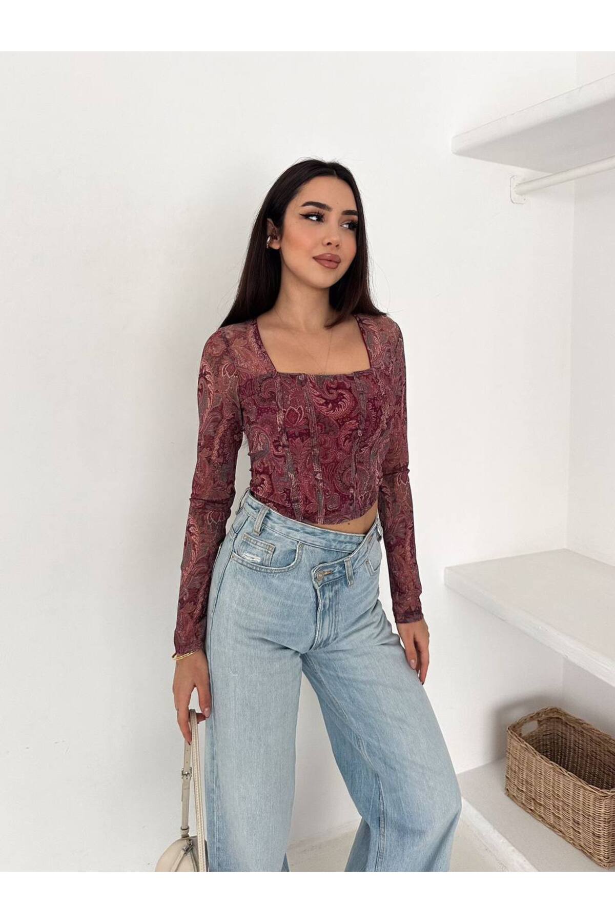 Kadın Tül Detaylı Kare Yaka Bluz · Bordo · 1 [ty:107b73078360e4d4]