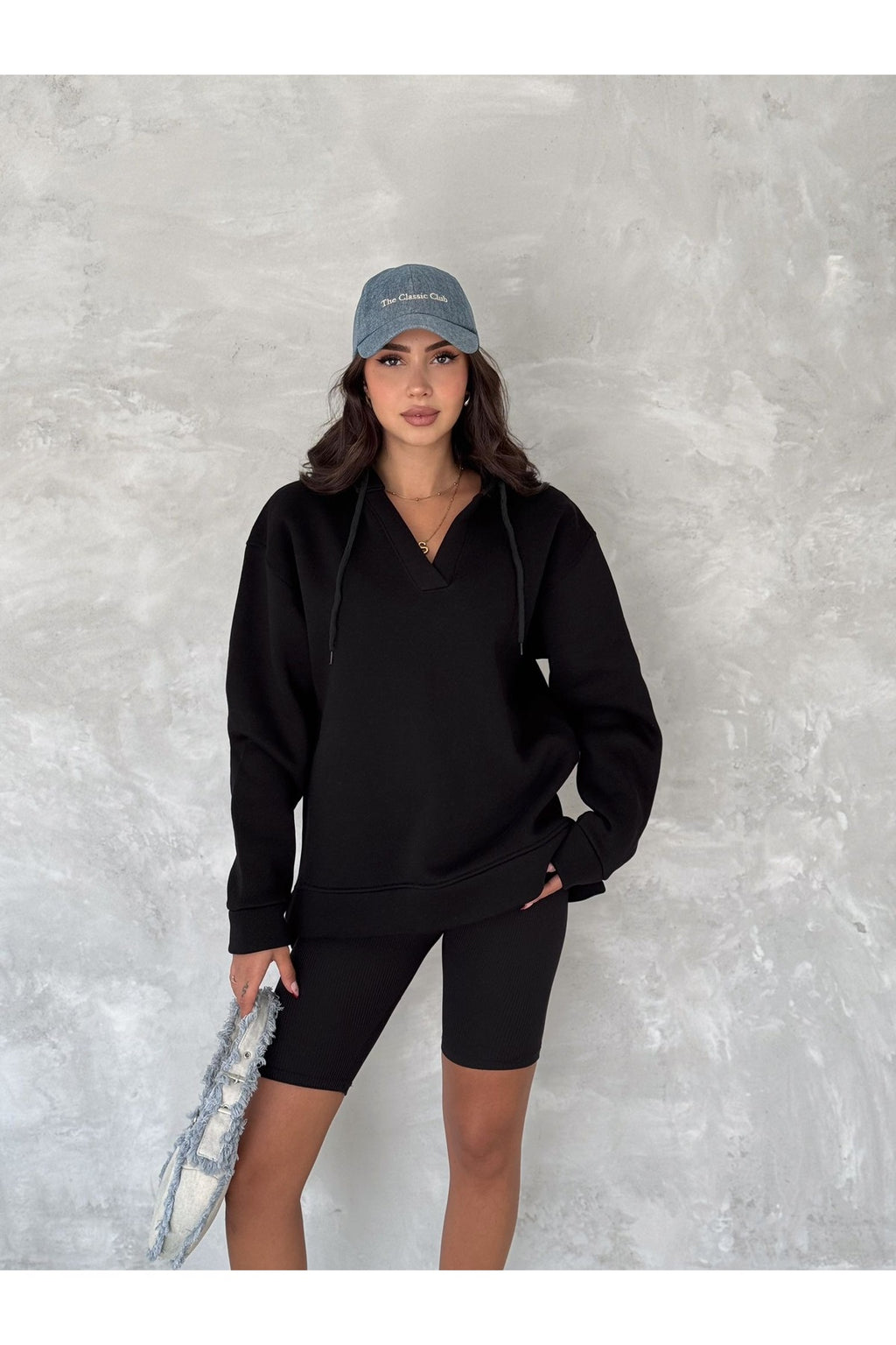 Kadın V Yaka Kapüşonlu Sweatshirt · Siyah · 3 [ty:6b1620219feaa599]