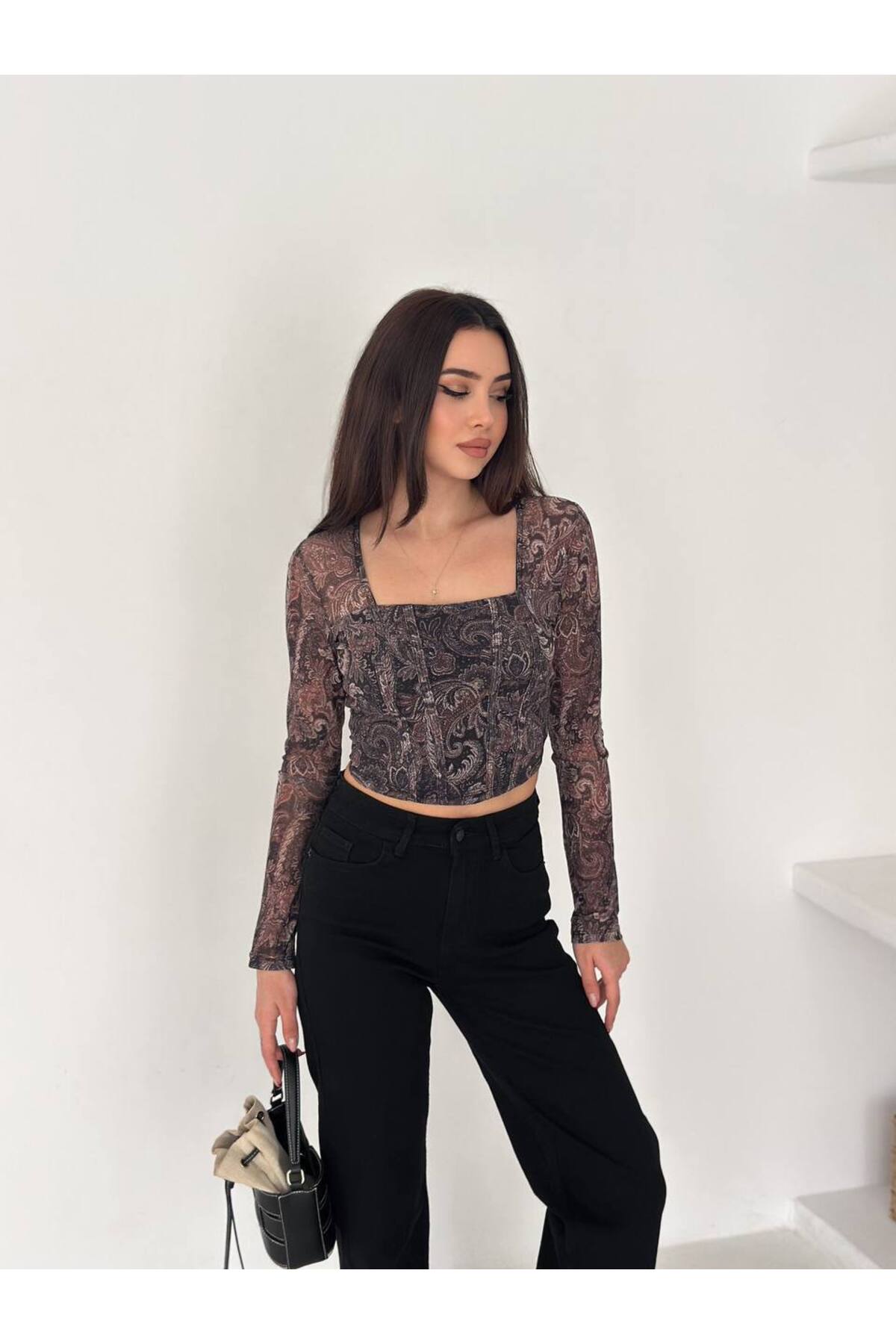 Kadın Tül Detaylı Kare Yaka Bluz · Siyah · 1 [ty:7e0aab47b603b5a7]