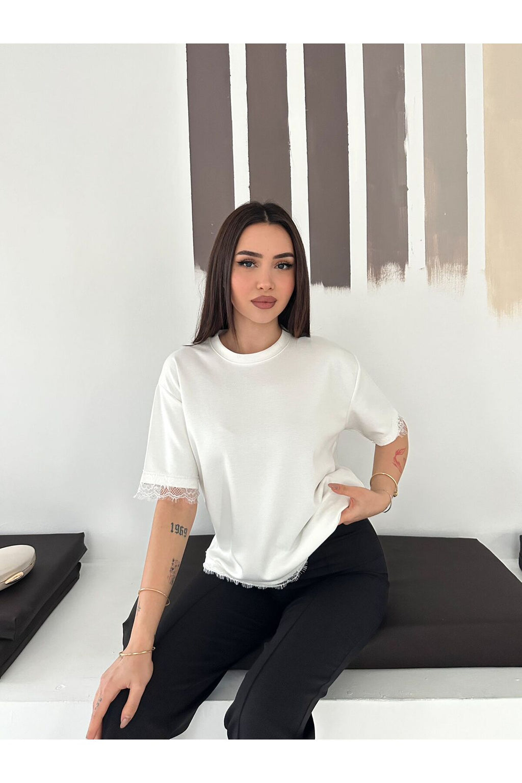 Kadın Dantel Detaylı Basic T-Shirt · Beyaz · 2 [ty:6f40352a40f9ebbb]