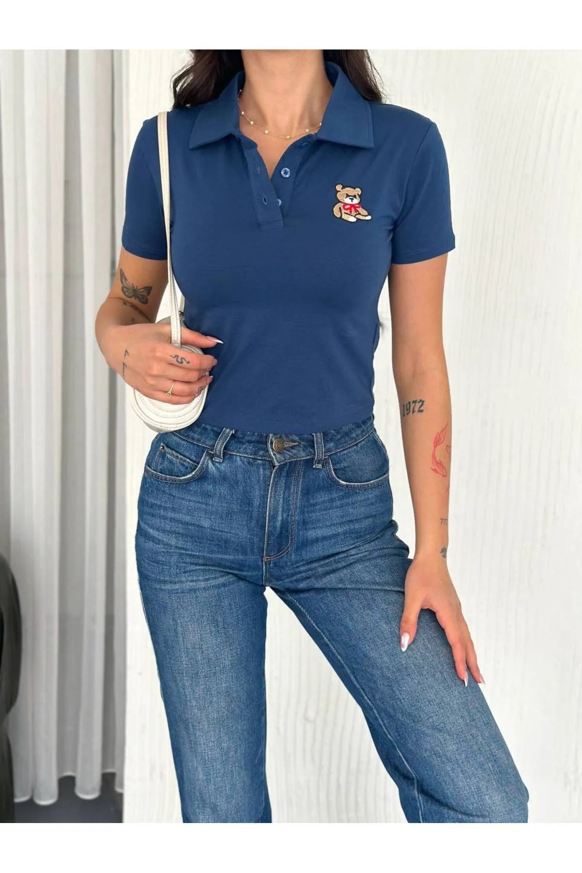 Kadın Ayıcık Nakış Detaylı Yakalı T-Shirt · Lacivert · 1 [ty:1aae00f728ffe602]