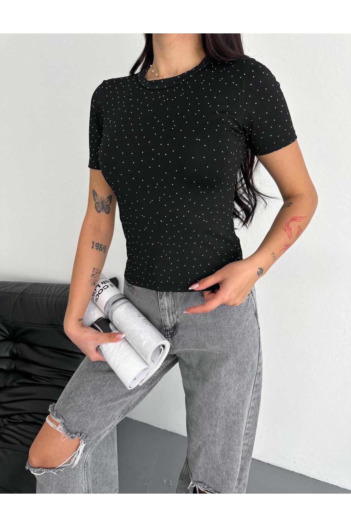 Kadın Taş Detaylı Basic Crop · Siyah · 5 [ty:6f258f128b33a7c3]