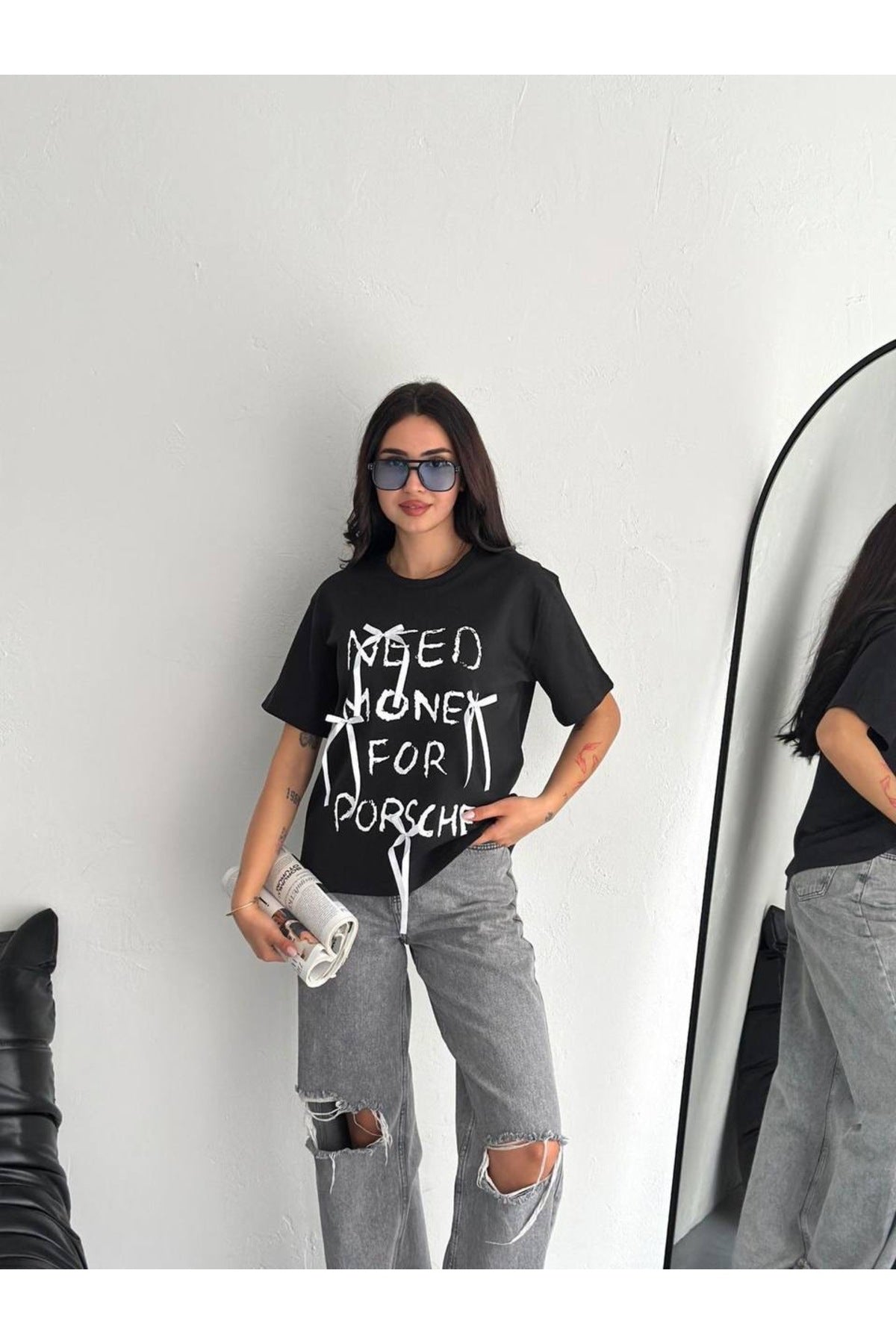 Kadın Need Money Baskı Detaylı Oversize T-Shirt · Siyah · 1 [ty:d57d740e1eb0fb56]