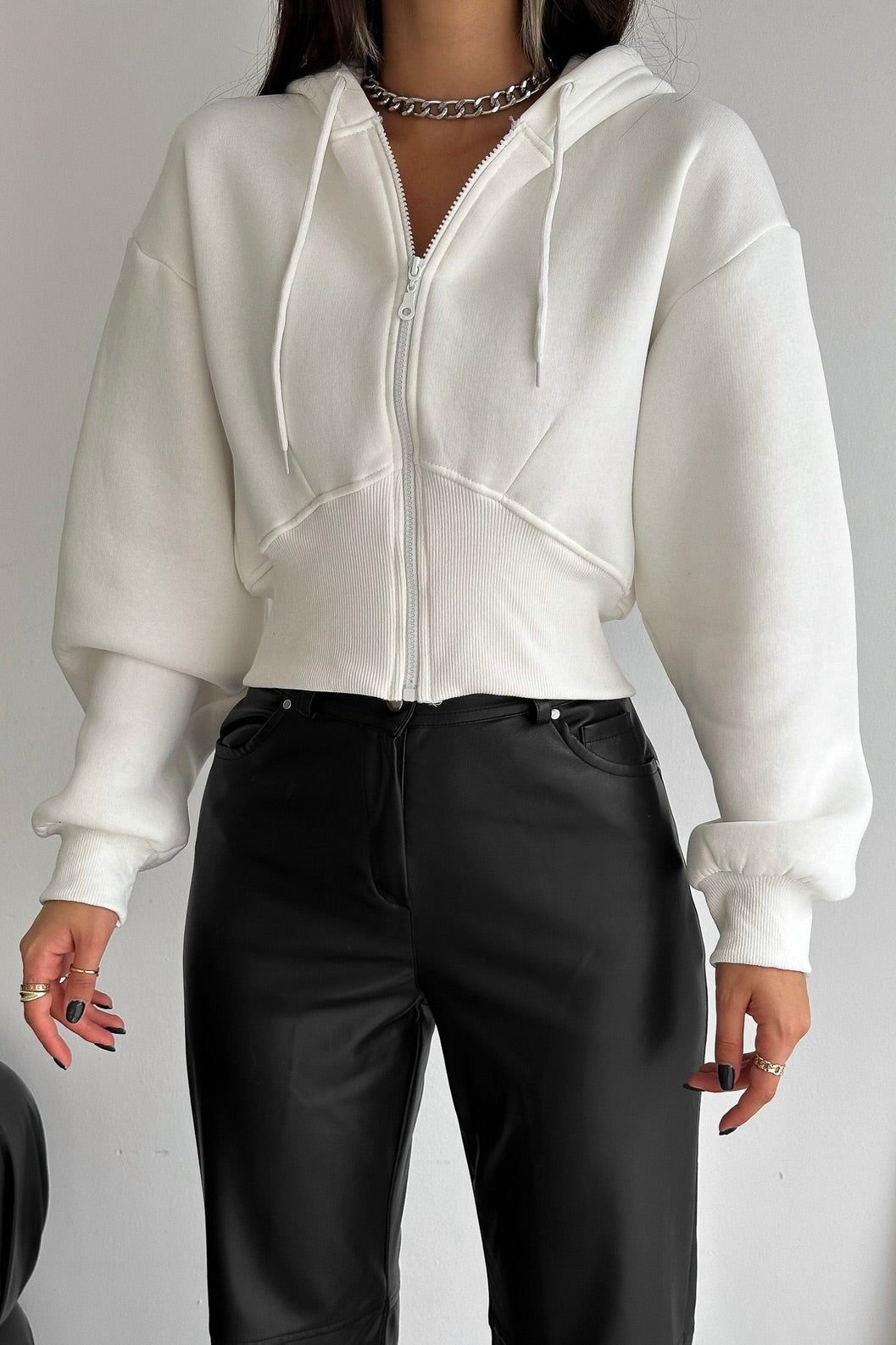 Kadın Beyaz Korse Detaylı Manşet 3 İplik Fermuarlı Sweatshirt